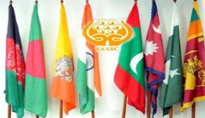 સાર્કના હાલ અફઘાનિસ્તાન, બાંગ્લાદેશ, ભૂટાન, ભારત, નેપાળ, માલદીવ, પાકિસ્તાન અને શ્રીલંકા એમ 8 સભ્યો છે. જમ્મુ-કાશ્મીરના ઉરીમાં 18 સપ્ટેમ્બર 2016ના રોજ થયેલા આતંકી હુમલા બાદ ભારતે 2016માં આયોજિત સંમેલનમાં સામેલ ન થવાનો નિર્ણય લીધો હતો. અંતિમ સાર્ક શિખર સંમેલન 2014માં કાઠમંડુમાં યોજાયું હતું.