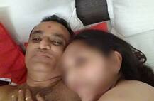 નડિયાદઃ શિક્ષિકાએ પ્રેમી પ્રિન્સિપાલને નગ્નાવસ્થાના ફોટા મોકલવા કહ્યું ને ટલ્લી પ્રિન્સિપાલે ગ્રુપમાં મોકલી દીધા.....