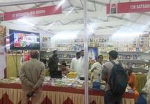 આસારામના સાધકોએ જુઠ્ઠાણું ચલાવી બુક સ્ટોલ કરાવ્યો બુક પછી શું થયું? જાણો વિગત