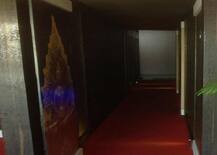 વાપીના સ્પામાં લલના સાથે ગ્રાહક રંગરેલિયા મનાવી રહ્યો હતો ને............