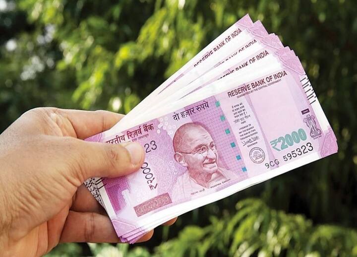 આ વર્ષે દેશની તમામ મુખ્ય બેન્કો એફડી પર વ્યાજ દરોમાં વધારો કરી રહી છે. એચડીએફસી, એક્સિસ, પીએનબી, બેન્ક ઓફ બરોડા, ઈંડસઈંડ બેન્ક વગેરે આ લીસ્ટમાં સામેલ છે.