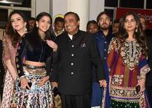 પ્રિયંકા ચોપરાના લગ્નમાં સામેલ થવા જોધપુર પહોંચ્યો અંબાણી પરિવાર, જુઓ તસવીરો