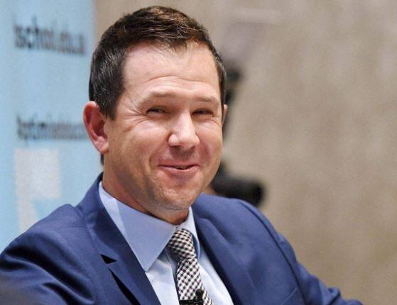 પૂર્વ ટેસ્ટ કેપ્ટન પોન્ટિંગે એક ઇન્ટરવ્યુમાં કહ્યું કે ક્વીંસલેન્ડનો આ ખેલાડી માત્ર ભારત વિરૂદ્ધ રન જ બનાવશે નહીં પરંતુ પ્લેયર ઓફ ધ સીરીઝ પણ રહેશે. તે પોતાની રમતમાં ટોચ પર ચાલી રહ્યો છે અને ઑસ્ટ્રેલિયામાં તેના રેકોર્ડ શાનદાર છે.