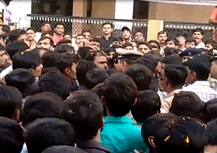 અમદાવાદ: મા ઉમિયાના રથયાત્રામાં પાસ-ભાજપના કાર્યકરો વચ્ચે છૂટા હાથની મારામારી, જાણો વિગત