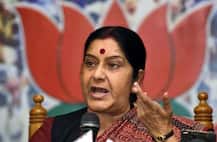 સુષ્મા સ્વરાજનો પલટવાર, કહ્યું- શું રાહુલ ગાંધી પાસેથી હિન્દુ હોવાનો મતલબ જાણવો પડશે ?