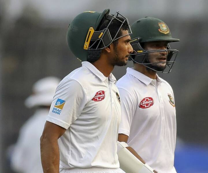 ઢાકાઃ બાંગ્લાદેશ-વેસ્ટ ઈન્ડિઝ વચ્ચે રમાઈ રહેલી બીજી ટેસ્ટના બીજા દિવસે બાંગ્લાદેશની ટીમ 508 રન બનાવી ઓલઆઉટ થઈ હતી. બાંગ્લાદેશ વતી મહમુદુલ્લાહે 136 અને કેપ્ટન શાકિબ અલ હસને 80 રન બનાવ્યા હતા. બાંગ્લાદેશે ખડકેલા વિશાળ સ્કોરનો પીછો કરવા ઉતરેલી કેરેબિયન ટીમની શરૂઆત નબળી રહી હતી અને માત્ર 29 રનમાં જ 5 વિકેટ ગુમાવી હતી.