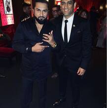 રણવીર-દીપિકાના રીસેપ્શનમાં ધોની આવ્યો આ સેલિબ્રિટી સાથે, ઓળખી પણ ના શકાય એ હદે બદલાઈ છે આ સેલિબ્રિટી