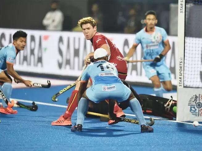 ચોથા હાફની બીજી મિનિટે સિમરનજીત સિંહે શાનદાર રમત દર્શાવીને ગોલ કરતાં ભારત 2-1થી આગળ થઈ ગયું હતું. પરંતુ 10મી જ મિનિટમાં બેલ્જિયમના સિમોન ગોગનાર્ડે ગોલ કરીને સ્કોર 2-2થી બરાબર કર્યો હતો. 