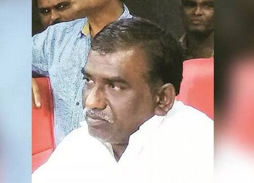 જસદણ બેઠકનાં કોંગ્રેસનાં ઉમેદવાર અવસર કાનજીભાઈ નાકીયાએ પોતાની જંગમ મિલકત રૂપિયા 5,67,278 દર્શાવી છે. સ્થાવર મિલકત રૂપિયા 33 લાખ બતાવી છે. જ્યારે રોકડ રૂપિયા 2 લાખ મળી કુલ રૂપિયા 40 લાખ 67 હજાર 278ની સંપત્તિ પોતાના સોગંદનામાં દર્શાવી છે.