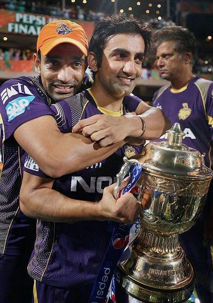 ઈન્ડિયન પ્રીમિયર લીગમાં ગંભીરે તેની કેપ્ટનશિપમાં કોલકાતા નાઇટ રાઇડર્સને બે વખત વિજેતા બનાવી હતી.