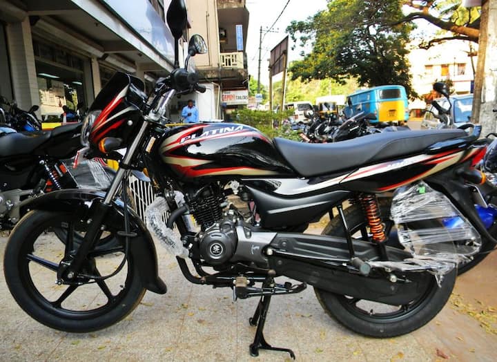 કંપની દ્વારા બાઇકને ફ્રેશ લુક આપવા માટે સ્પોર્ટી અને બોલ્ડ દેખાડવા નવા બોડી ગ્રાફિક્સનો ઉપયોગ કરવામાં આવ્યા છે. બાઇકમાં ડિસ્કવરવાળું અલોય વ્હીલ મળશે. બાઇકનું ગ્રાઉન્ડ ક્લિયરિંગ 200mm છે.