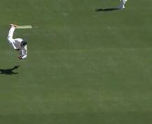 INDvAUS: ઉસ્માન ખ્વાજાએ હવામાં છલાંગ લગાવીને પકડ્યો કોહલીનો અદભૂત કેચ, જુઓ તસવીરો