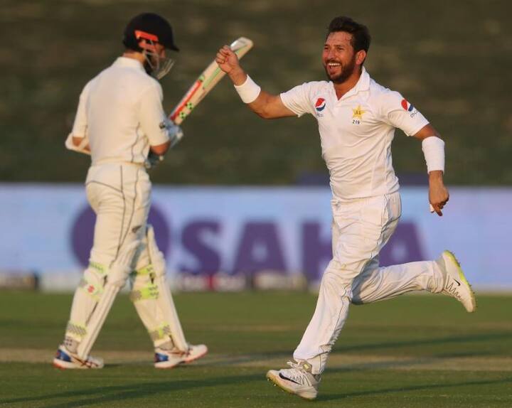 અબુધાબીઃ પાકિસ્તાનના સ્ટાર સ્પિનર યાસિર શાહે ટેસ્ટ ક્રિકેટમાં ઈતિહાસ રચી દીધો છે. 82 વર્ષ જૂનો વર્લ્જ રેકોર્ડ તોડીને યાસિર ટેસ્ટ ક્રિકેટમાં સૌથી ઝડપી 200 વિકેટ લેનારો બોલર બની ગયો છે. આ પહેલાનો રેકોર્ડ ઓસ્ટ્રેલિયાના ક્લેરી ગ્રિમેટના નામે હતો.