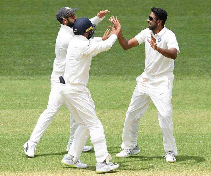 બીજા દિવસની રમતના અંતે ઓસ્ટ્રેલિયાએ 7 વિકેટના નુકસાન પર 191 રન બનાવ્યા હતા. ઓસ્ટ્રેલિયાની ઈનિંગની શરૂઆત પણ સારી નહોતી રહી અને 100 રન સુધીમાં જ 4 વિકેટ ગુમાવી દીધી હતી. ભારત તરફથી અશ્વિનને 3 સફળતા મળી હતી.