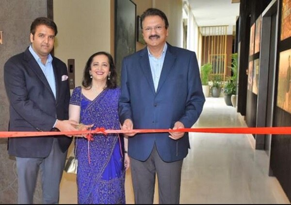 આનંદના પિતા અજય પીરામલ શ્રીરામ ગ્રુપ અને પીરામલ ગ્રુપના ચેરમેન છે. આ બંને કંપનીઓનું માર્કેટ કેપ 1 લાખ કરોડ રૂપિયા છે. પીરામલ ગ્રુપનું માર્કેટ કેપ 72,000 કરોડ રૂપિયા છે.