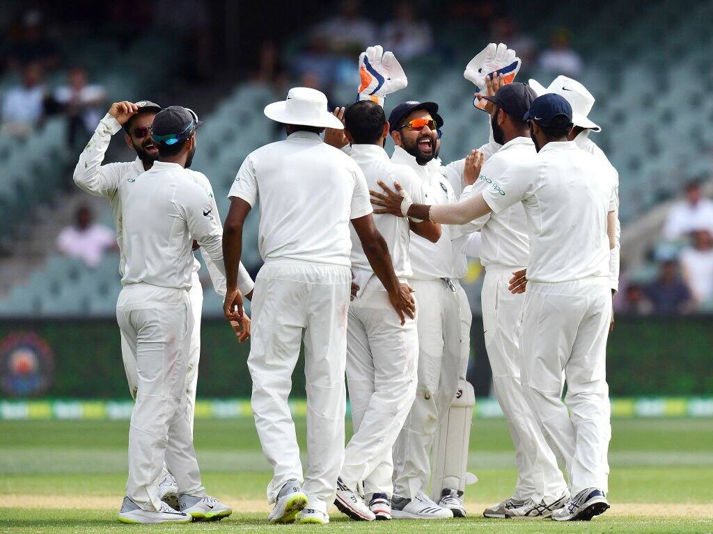 IND vs AUS: ઓસ્ટ્રેલિયાના ચાર વિકેટે 104 રન, ટીમ ઇન્ડિયા જીતથી છ વિકેટે દૂર India vs Australia 1st Test Day 4 at Adelaide Oval Adelaide IND vs AUS: ઓસ્ટ્રેલિયાના ચાર વિકેટે 104 રન, ટીમ ઇન્ડિયા જીતથી છ વિકેટે દૂર