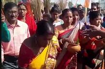 પશ્ચિમ બંગાળમાં BJPની રેલી બાદ તૃણમુલ કૉંગ્રેસે ગંગાજળથી સ્થળનું કર્યું શુદ્ધીકરણ