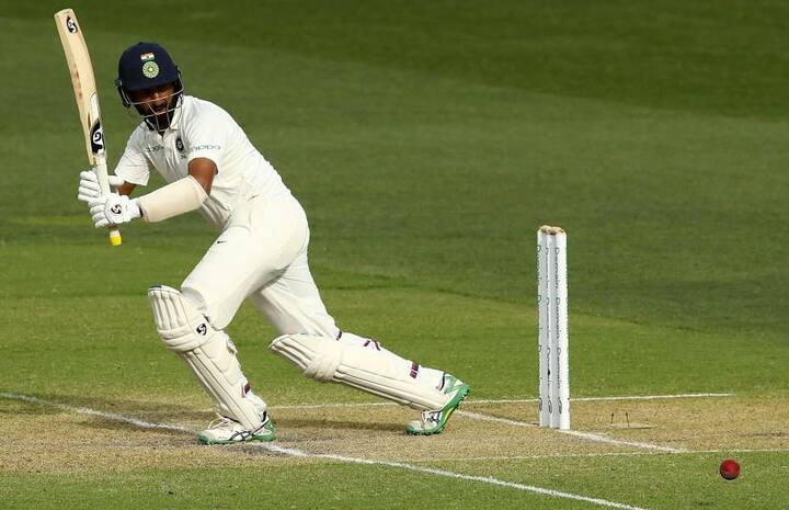 ચેતેશ્વર પૂજારાઃ ટોસ જીતીને પ્રથમ બેટિંગ કરવા ઉતરેલી ભારતીય ટીમે 41 રનમાં જ 4 વિકેટ ગુમાવી દીધી હતી. અહીંથી પૂજારાએ રોહિત શર્મા, રિષભ પંત, અશ્વિન સાથે નાની નાની પાર્ટનરશિપ કરી ટીમ ઈન્ડિયાને 250 રનના સન્માનજનક સ્કોર સુધી પહોંચાડી હતી. આ દરમિયાન પૂજારાએ કરિયરની 16મી સદી પણ ફટકારી હતી. બીજી ઈનિંગમાં પણ પૂજારાએ 71 રનની ઈનિંગ રમી હતી. પૂજારાને મેન ઓફ ધ મેચ જાહેર કરવામાં આવ્યો હતો.