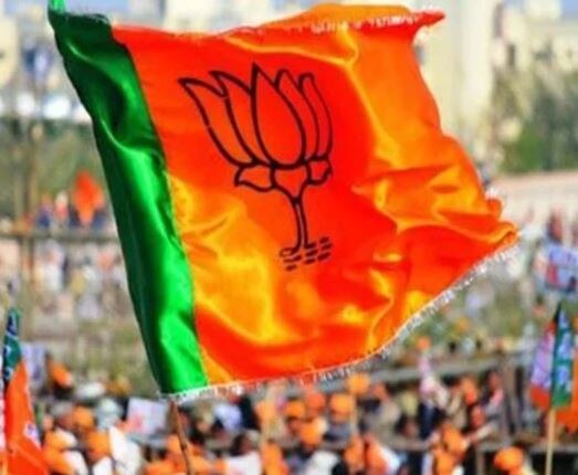 BJP win first seat in Rajasthan : Pindwara abu and Jhalrapatan seats win bjp રાજસ્થાનમાં ભાજપે બીજી સીટ કરી કબ્જેઃ વસુંધરા રાજેનો ઝાલરાપાટનથી વિજય