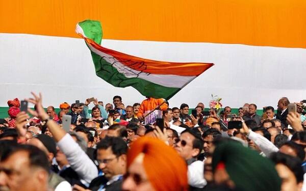 કોંગ્રેસ અને ભાજપ સિવાય બહુજન સમાજ પાર્ટી (બસપા)ને 2 અને સમાજવાદી પાર્ટી (સપા)ને 1 બેઠક મળી છે. 4 અપક્ષ ઉમેદવારો પણ ચૂંટાયા છે. સપાએ પહેલાં જ કોંગ્રેસને ટેકો આપી દીધો છે તેથી કોંગ્રેસની બેઠકોની સંખ્યા વધીને 115 થઈ છે. 