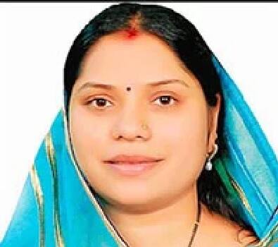 તેલંગાણાની ધામત્રી સીટ પરથી ભાજપના રંજના દિપેન્દ્ર સાહુનો 464 મતથી વિજય થયો હતો. વિજેતા ઉમેદવારને 63198 જ્યારે કોંગ્રેસના હારેલા ઉમેદવાર ગુરુમુખ સિંહ હોરાને 62734 મત મળ્યા હતા. 2013માં આ સીટ પરથી કોંગ્રેસના ગુરુમુખ સિંહ મોરા 10,500 મતથી જીત્યા હતા.