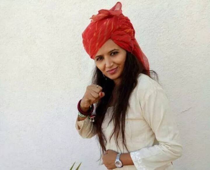 રેશમા પટેલે મહારાષ્ટ્રમાં મરાઠાને અનામત મુદ્દે પણ વાત કરી હતી અને જણાવ્યું હતું કે, ગુજરાતમાં અનામત ન મળે તેમ કહેતા હતા, તો મહારાષ્ટ્રમાં કેવી રીતે અનામત આપી? તેમણે ઉમેર્યું હતું કે, અમારે આમાં ગુજરાત સરકારનો બચાવ કેવી રીતે કરવો?