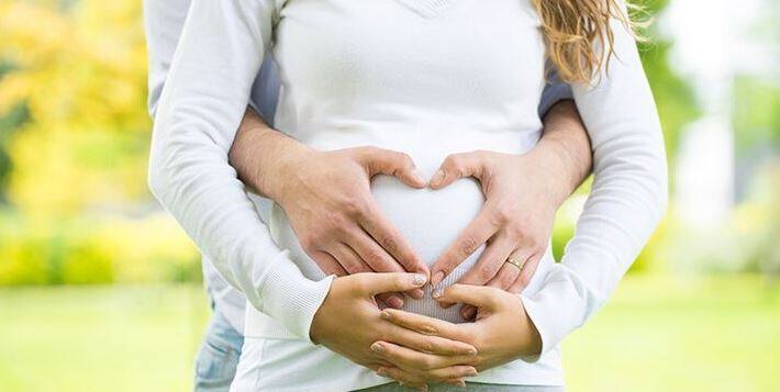 તા. 28મી નવેમ્બર, 2013ના રોજ આરોપી પીડિતાના ગામ ગયો હતો અને લગ્નની લાલચ આપી સંબંધ બાંધ્યો હતો. દરમિયાન, આરોપીને દુબઇ નોકરી મળતા જતો રહ્યો હતો પરંતુ સમયાંતરે યુવતીને મળવા આવતો હતો આ અરસામાં પીડિતાએ આરોપીને ફોન પર જાણ કરી હતી કે તેણી સગર્ભા છે. જેથી આરોપીએ ગર્ભપાત કરાવવા જણાવ્યુ હતુ. આ ઘટના બાદ આરોપીએ પીડિતાના ફોન ઉપાડવાનું બંધ કરી દીધુ હતુ. આથી યુવતીએ 28મી નવેમ્બર, 2013ના રોજ પોલીસ ફરિયાદ નોંધાવી હતી.