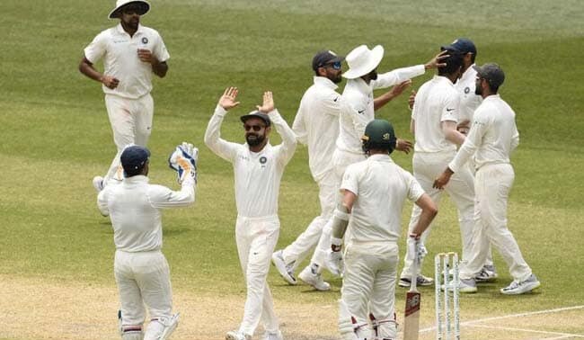 india vs australia second test live score from perth IND vs AUS બીજી ટેસ્ટ: પ્રથમ દિવસના અંતે ઓસ્ટ્રેલિયાએ 6 વિકેટ ગુમાવી 277 રન બનાવ્યા