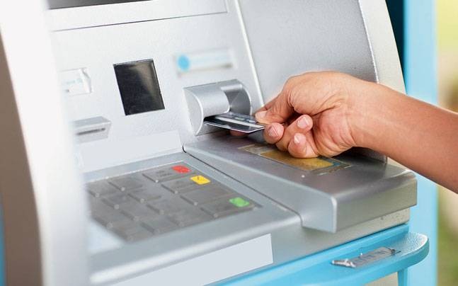 Cash can be withdrawn from ATM without Debit Card, this bank started service હવે ડેબિટ કાર્ડ વગર પણ ATMમાંથી રૂપિયા ઉપાડી શકાશે, આ સરકારી બેંકે શરૂ કરી સેવા