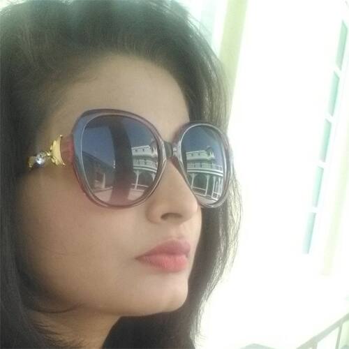 રાધિકાના પિતા બ્રિજેશ કૌશિકે જણાવ્યું હતું કે, તેમની દીકરી ક્યારે દારૂ પીતી નહોતી. રાહુલને રાધિકાના પ્રમોશનથી ઇર્ષા હતી. જેને કારણે રાહુલે રાધિકાની હત્યા કરી નાંખી છે. ગૌતમબુદ્ધનગર પોલીસે સિનિયર એન્ક સામે હત્યાનો ગુનો દાખલ કર્યો છે. 