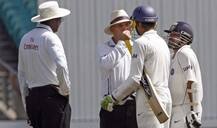 મંકીગેટ પ્રકરણને લઈ સાયમંડ્સે કર્યો ખુલાસો, કહ્યું- માફી માંગીને રડવા લાગ્યો હતો હરભજન સિંહ