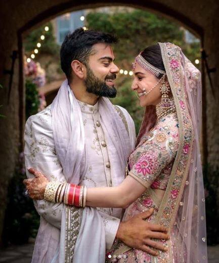 ડિસેમ્બર, 2017માં અનુષ્કા શર્માએ ભારતીય ક્રિકેટ ટીમના કેપ્ટન વિરાટ કોહલી સાથે ઈટાલીમાં લગ્ન કર્યા હતા. 