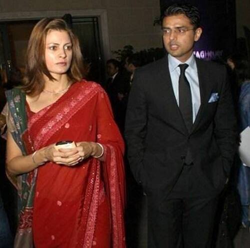 કાશ્મીરના સૌથી મોટા રાજકીય પરિવારની દીકરી અને રાજસ્થાનના રાજકારણના મોટા ખાનદાનની વહુ સારા મીડિયાથી દૂર રહે છે. સારાના પિતા ફારુખ અબ્દુલ્લા, દાદા શેખ અબ્દુલ્લા, ભાઈ ઉમર અબ્દુલ્લા અને ફુઆ ગુલામ મોહમ્મદ શાહ જમ્મુ કાશ્મીરના સીએમ રહી ચૂક્યા છે.