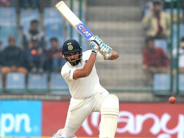 ઉલ્લેખનીય છે કે, એડિલેડ ટેસ્ટમાં રોહિતને પ્લેઇંગ ઇલેવનમાં સામેલ કરવામા આવ્યો હતો, પણ નિષ્ફળ રહ્યો હતો. રોહિતે પહેલી ઇનિંગમાં 37 અને બીજી ઇનિંગમાં 1 રન કર્યો હતો. 