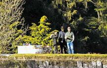 રાહુલ ગાંધીએ બહેન પ્રિયંકાનું ઘર નિહાળ્યું, સફરજનના બગીચામાં કરી એક નજર, આવી છે તસવીરો