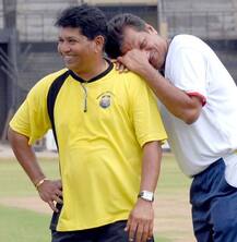 દક્ષિણ આફ્રિકાની ધરતી પર પહેલી સદી ફટકારી યાદગાર જીત અપાવનારા આ ક્રિકેટરને ભારતીય મહિલા ટીમનો કોચ બનાવાયો...