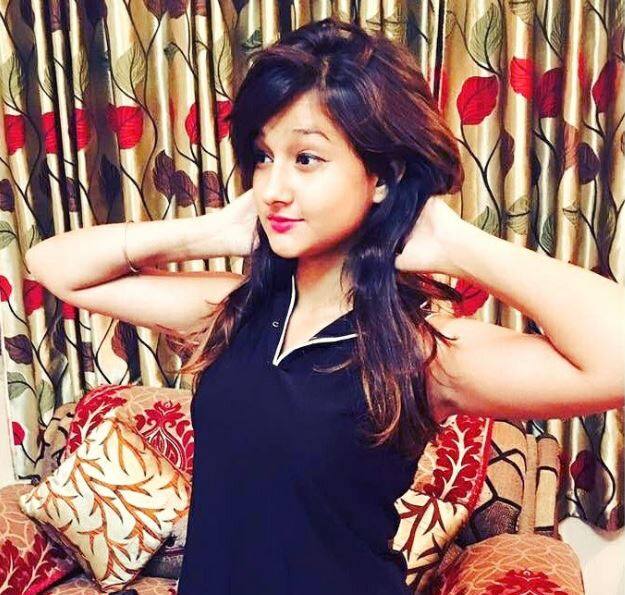 કૃષ્ણાનો પરિવાર ઘટનાથી ઉંડા શોકમાં છે. જણાવવામાં આવી રહ્યું છે કે, પરિવારમાં ચાર બહેનોમાં તે એકમાત્ર ભાઇ હતો, જ્યારે કશિશના પિતાનું મોત થઇ ચૂક્યું હતું. તે પોતાની માતા અને બહેનની સાથે રહેતી હતી. કૃષ્ણા અને કશિશ બન્ને સુખી પરિવારના હતા.