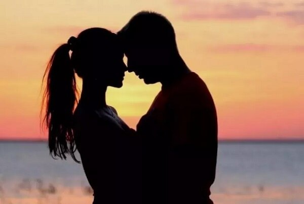 15 વર્ષના લગ્ન ગાળામાં પ્રિયંકાબહેન અને ધરમસિંહને બે સંતાન હતા. જેમાં મોટી દીકરી વૈહેદી અને યુવરાજનો સમાવેશ થાય છે. લગભગ દોઢ વર્ષ પહેલાં ધરમસિંહને અન્ય સ્ત્રી સાથે સબંધ બંધાયો હતો.