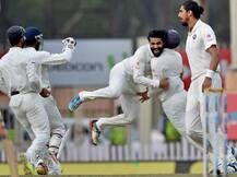 INDvAUS: ત્રીજી ટેસ્ટ પહેલા ટીમ ઈન્ડિયા માટે પરેશાની બન્યો આ ગુજરાતી ખેલાડી, શાસ્ત્રીએ આપ્યું મોટું નિવેદન, જાણો વિગત