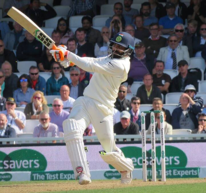 શાસ્ત્રીના નિવેદન પછી સવાલ ઉભા થઈ રહ્યા છે કે શું સંપૂર્ણ રીતે ફિટ ન હોવા છતા રવિન્દ્ર જાડેજાને ઓસ્ટ્રેલિયા પ્રવાસે લાવવામાં આવ્યો હતો. કોચે સ્વિકાર કર્યો હતો કે જાડેજાને સ્વસ્થ થવામાં આશા કરતા વધારે સમય લાગ્યો છે. અમે સાવધાની રાખવા માંગીએ છીએ. તમે એમ ન ઇચ્છો કે 5 કે 10 ઓવર ફેક્યા પછી કોઈ બોલર બહાર થઈ જાય. જેથી પર્થની વાત કરવામાં આવે તો તે 70 થી 80 ટકા ફિટ હતો અને અમે બીજી ટેસ્ટમાં તેને લઈને જોખમ ઉઠાવવા માંગતા ન હતા. જો મેલબોર્નમાં 80 ટકા ફિટ હશે તો તે રમશે.