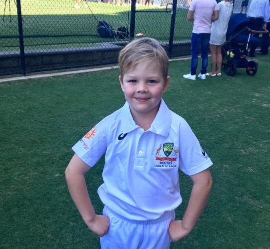 આર્ચી તેના જીવનમાં અનેક મુશ્કેલીઓ વેઠી ચુક્યો છે. ત્રણ મહિનાની ઉંમરમાં તેને હૃદયની બીમારીની ખબર પડી હતી. દક્ષિણ ઓસ્ટ્રેલિયાના ન્યૂરિઉટપાથી મેલબોર્ન લાવવામાં આવ્યો અને સર્જરી કરવામાં આવી. આ સર્જરી સાત કલાકથી વધારે સમય ચાલી હતી. છ મહિના બાદ ફરી તેને વાલ્વ અને હાર્ટબિટની તકલીફ થઈ અને ફરીથી સારવાર લેવી પડી.