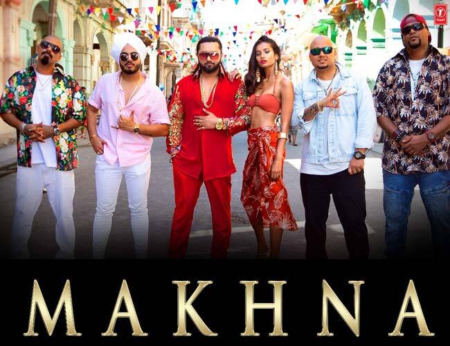 હનીસિંહે આ સોંગને રીલિઝ કરતા પહેલા તેના ટીઝરને રિલીઝ કર્યુ હતુ, તેની જાણકારી તેમણે સોશિયલ મીડિયા દ્વારા આપી હતી. હની સિંહ આ સોંગમાં અલગ-અલગ અંદાજમાં નજર આવી રહ્યો છે. આ ગીતમાં હની સિંગ ઉપરાંત, નેહા કાક્કડે તેમનો અવાજ આપ્યો છે.