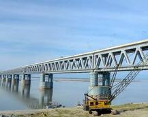 PM મોદી 25મીએ દેશના પહેલાં રેલવે-રોડ બ્રિજ પરની ટ્રેનને બતાવશે લીલીઝંડી, જાણો વિગત