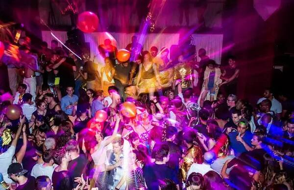 સીએમ વિજય રૂપાણીએ લોકરક્ષક પરીક્ષાને લઈને વિદ્યાર્થીઓને તકલીફ ના પડે તે માટે યોગ્ય આયોજન કરવામાં આવ્યું હોવાનું પણ જણાવ્યું હતું. ડાંગ અકસ્માતને લઈને પણ સીએમે કહ્યું હતું કે, હું સુરતમાં જઈને હોસ્પિટલમાં બાળકોનાં પરિવારને મળ્યો હતો. ડાંગ અકસ્માતની ઘટનામાં ઊંડી તપાસ કરવામાં આવશે. પરમીટ વગર બસ, ડ્રાઈવરની કામગીરી અને સંચાલકોની બેદરકારી અંગે તપાસ કરવામાં આવશે. જે જવાબદાર છે તેની સામે કડક કાર્યવાહીની સુચના આપવામાં આવી છે.