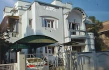 અમદાવાદ: પુત્રના બર્થ-ડે પર ઘરમાં જ હતી દારૂની મહેફિલ, 12 નબીરા ઝડપાતાં પિતા પોલીસ સાથે શું કર્યું? જાણો વિગત