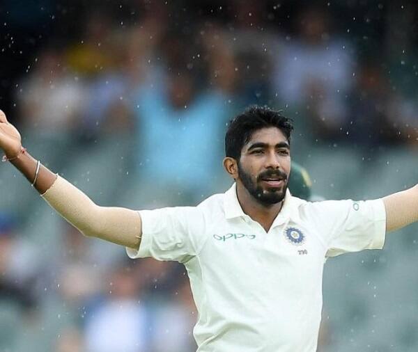 બોક્સિંગ ડે ટેસ્ટમાં ટીમ ઈન્ડિયા ત્રણ ફાસ્ટ બોલર મોહમ્મદ શમી, ઈશાંત શર્મા અને જસપ્રીત બુમરાહની સાથે મેદાનમાં ઉતરશે. તો બીજી તરફ જાડેજાની સાથે હનુમા વિહારી પણ સ્પિન માટે વિકલ્પ હશે.