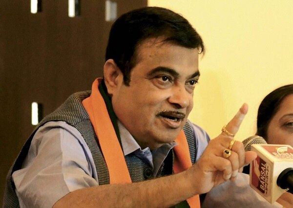 નવી દિલ્હીઃ ભાજપ મધ્ય પ્રદેશ, રાજસ્થાન અને છત્તીસગઢ એ ત્રણ રાજ્યોમાં હારી ગયો તેના ઘેરા પ્રત્યાઘાત ભાજપમાં જ પડ્યા છે. ભાજપમાં જ નરેન્દ્ર મોદી અને અમિત શાહ સામે અસંતોષની લાગણી છે. આ લાગણીને વાચા આપવાનું કામ મોદી સરકારના જ પ્રધાન નીતિન ગડકરીએ કર્યું છે.