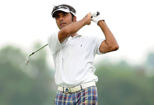 દુધવાના ફિલ્ડ ડાયરેક્ટર રમેશ પાંડેએ કહ્યું કે, કતર્નિયાઘાટના મોતીપુરમાં રંધાવાનું એક ફાર્મ છે. છેલ્લા ત્રણ દિવસથી તે ગાડી લઈને અહીંના જંગલોમાં ફરતો હતો. જે બાદ વન વિભાગના લોકોએ તેના પર નજર રાખી હતી અને આજે ધરપકડ કરી છે. રંધાવા અનેક આંતરરાષ્ટ્રીય શૂટિંગ ઇવેન્ટમાં હિસ્સો લઇ ચુક્યો છે. વર્લ્ડ ગોલ્ફ રેન્કિંગમાં તે 2004થી લઇ 2009 સુધી ટોપ 100માં રહી ચુક્યો છે.