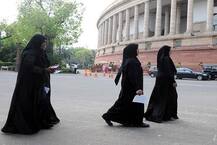 ત્રિપલ તલાક બિલ લોકસભામાં પાસ, કૉંગ્રેસ સહિત અનેક પક્ષોનું વૉકઆઉટ