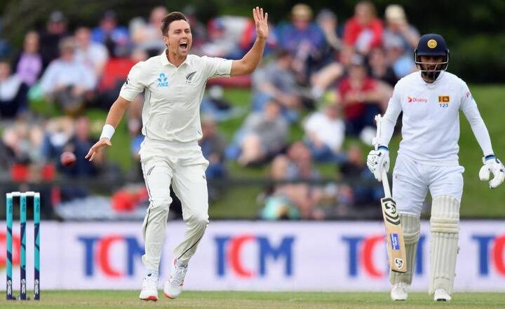 બોલ્ટે રોશન સિલ્વા, નિરોશન ડિકવેલા, દિલરુવાન પરેરા, સુરંગા લકમલ, દુશ્મંતા ચીમારા અને લાહિરુ કુમારાની વિકેટ હાંસલ કરી હતી. જેમાંથી 4 બેટ્સમેનો તો ખાતું પણ ખોલી શક્યા નહોતા. 